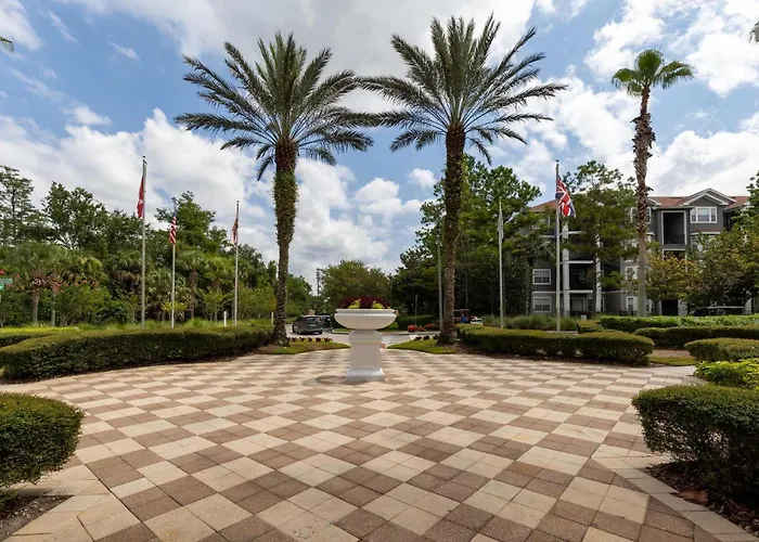 Beautiful Townhome W Hot Tub Near Disney