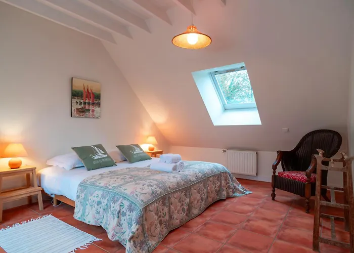 KER-MYR - Belle Maison de campagne familiale proche sentiers côtiers