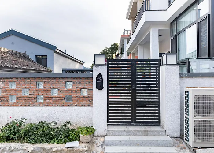 Mutianyu Great Wall Jingshan First House Boutique B&B