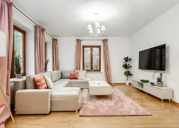 Lumina Amazing House In Warsaw