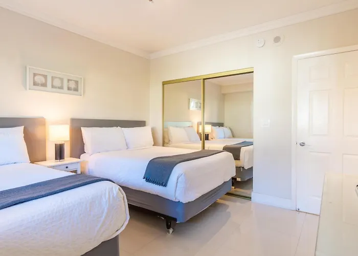 Golden Bay 406