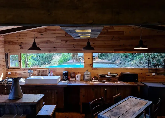 Cabane avec Piscine