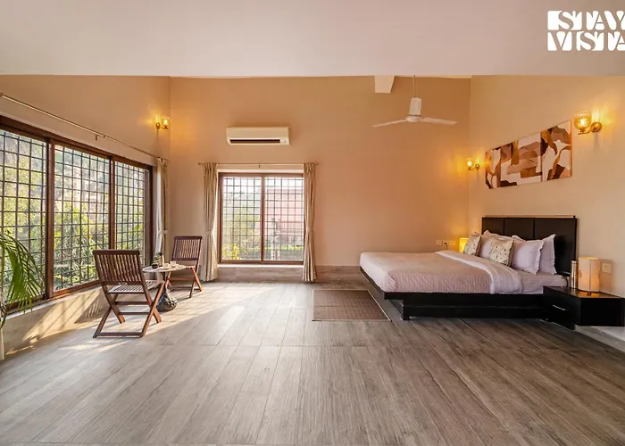 Stayvista At Simply Beige With Jacuzzi, Wi-Fi, Bbq