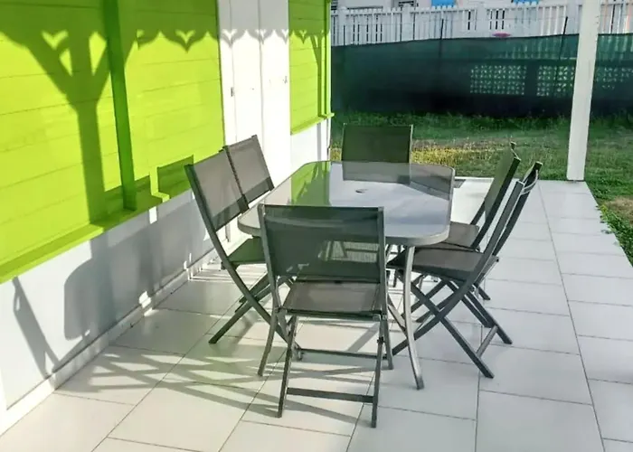 Maison familiale avec jardin au Vauclin, proche de la mer