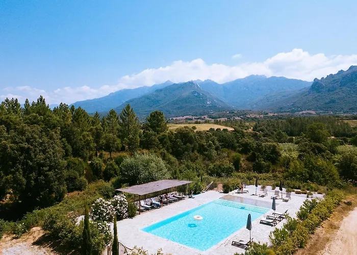 La tonnelerie, belle villa pour 9 personnes au coeur d'un vignoble avec piscine