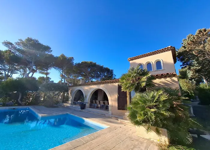 La Roche Bleue - Villa de charme avec vue exceptionnelle bord de mer piscine privée jardin et terrasse