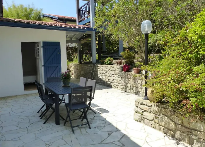 Villa LA TEIGNOUSE entre lac et océan terrasse et jardinet pour 6 personnes