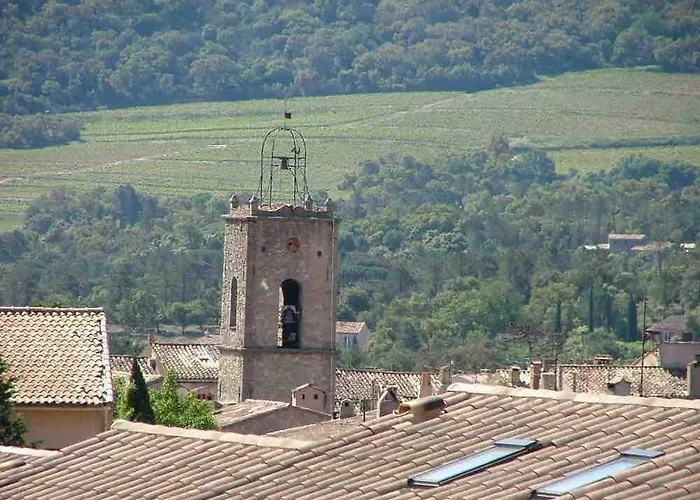 Maison Jasmin, Modern, Air-Conditioned 2-Bed With Lovely Terrace & Communal Pool