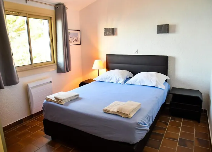 Family Villa With Sea View Classified 3 - 8 People