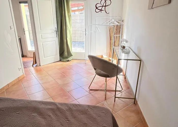 La maison aux volets bleus