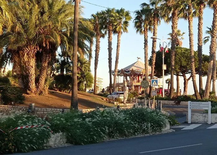 Maison au calme avec jardin et piscine Saint Raphaël