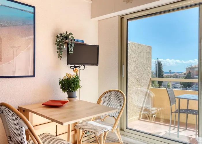Duplex 3 T3 terrasse 18m2 vue mer proche plage
