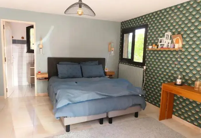 Belle villa avec piscine proche d Aix en provence