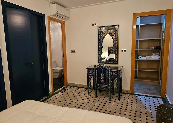 Riad Dar Aba - Clim, Wifi et Terrasse à 5min de la médina