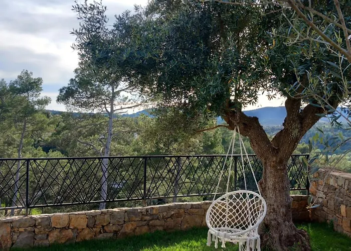 Villa au coucher de soleil inoubliable sur les collines
