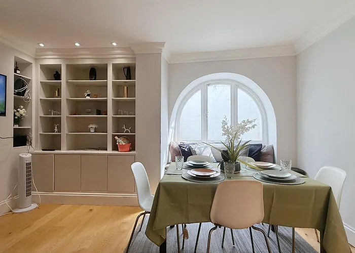 Spacious And Cosy 3Brs 5F House In Heart Of London