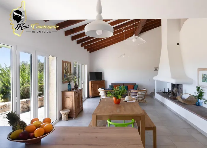 MAISON FAMILIALE SUPERBE VUE PANORAMIQUE à 2min de la plage de Pinarello