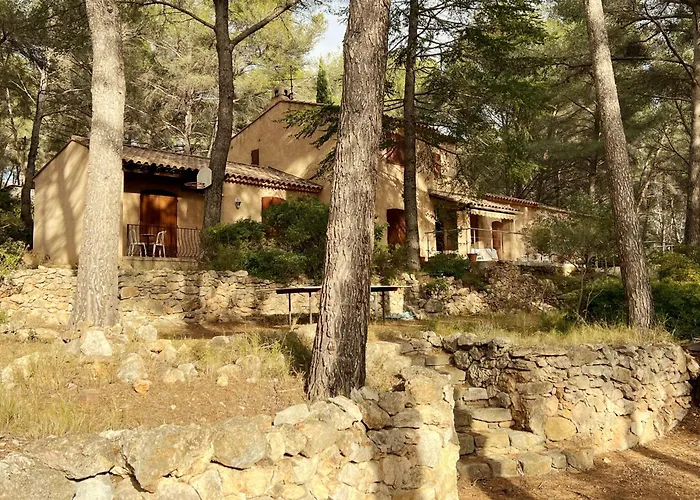 Maison Familiale à Sanary, en pleine pinède