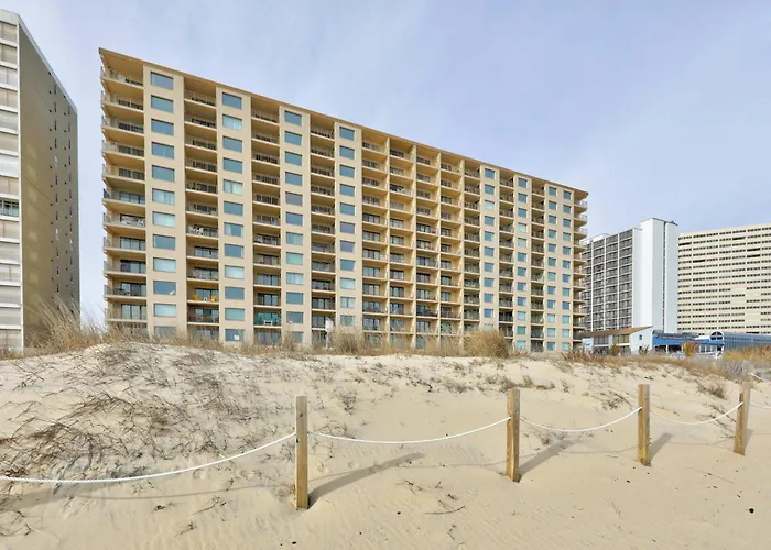Extraordinary Oceanfront Penthouse - Unit 1209