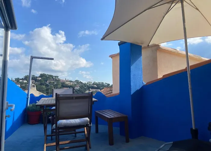 Maison de village avec terrasse proche mer