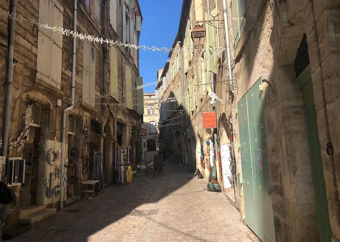 Arche De Pezenas