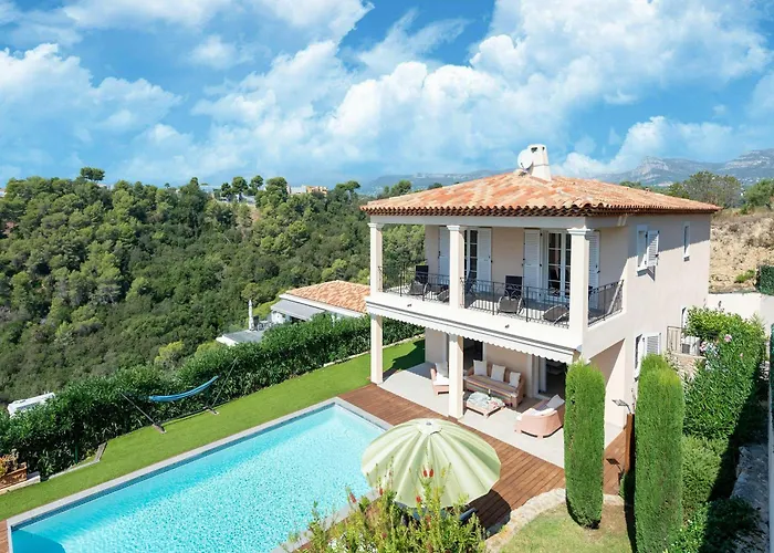CASA-Mathilda luxueuse villa moderne avec piscine