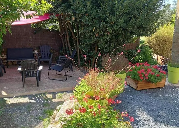 Maison de Charme avec Jardin, Activités de Plein Air et Proche Sites Touristiques - FR-1-616-333