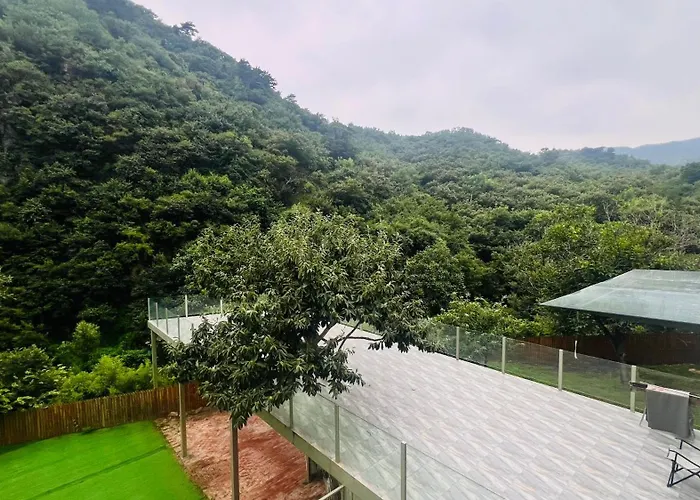 Xishang Bed And Breakfast