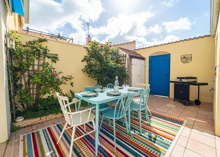 Maison au cœur de la Chaume Garage fermé