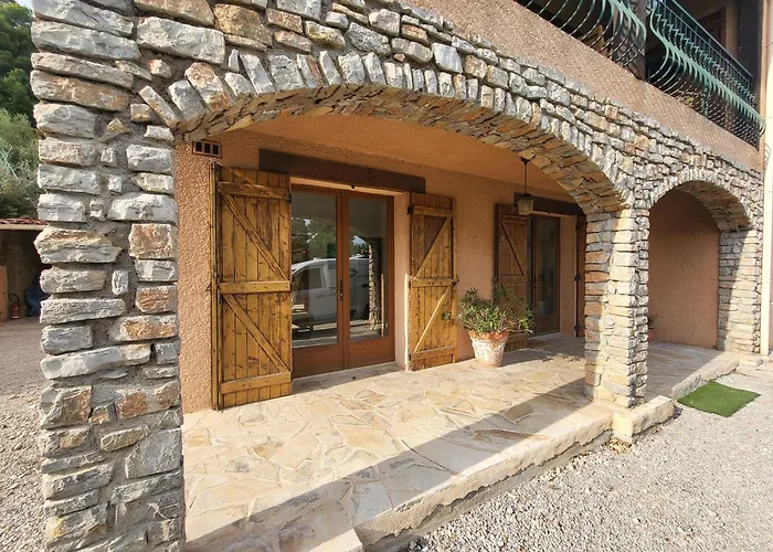 Rez De Villa Esala