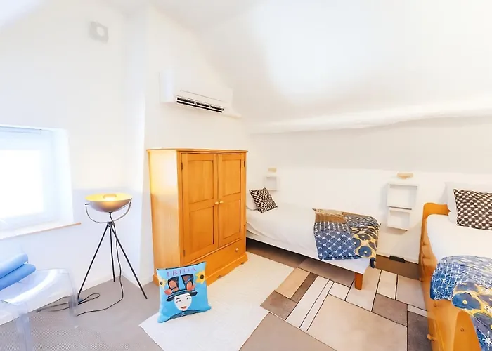 Maison entière climatisée pour 6 personnes avec parking proche Astérix, Roissy CDG, Chantilly, Le Bourget