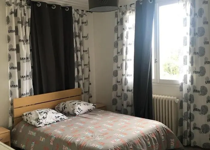 Grande maison avec jardin a proximité centre ville
