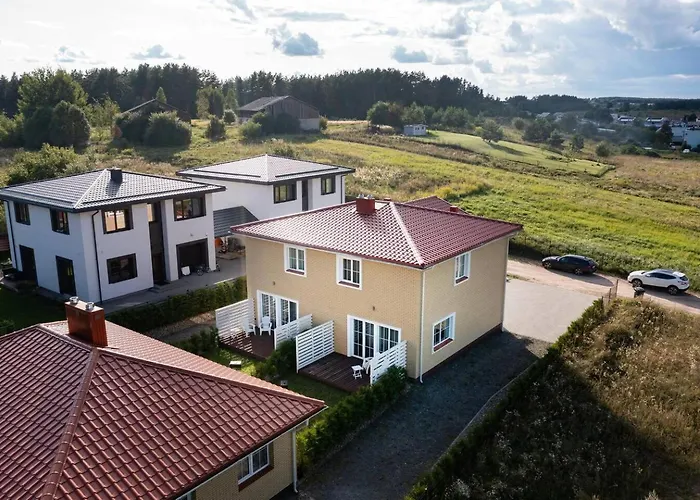 2 House Between Two Lakes