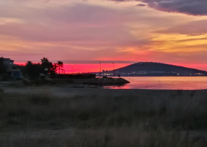 Mèze avec vue face à l'étang