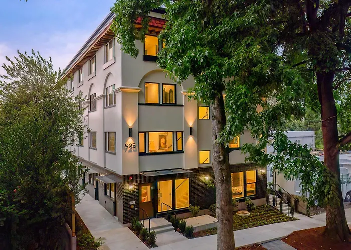 The Adelynn - Sleek 2Br House In Portland - Walk To Everything
