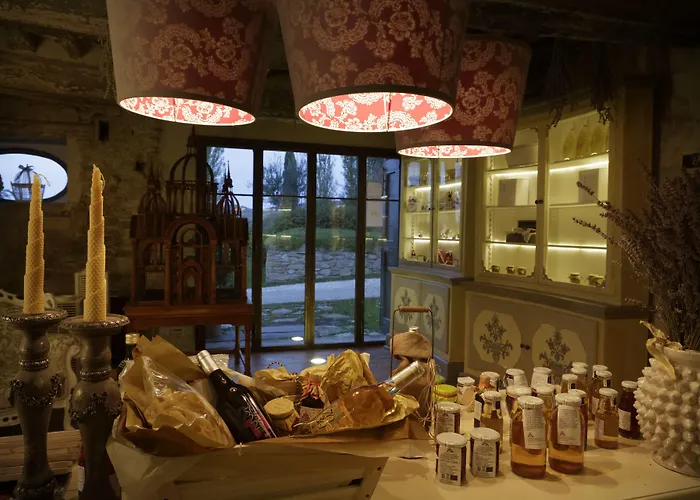 Tenuta Santi Giacomo E Filippo