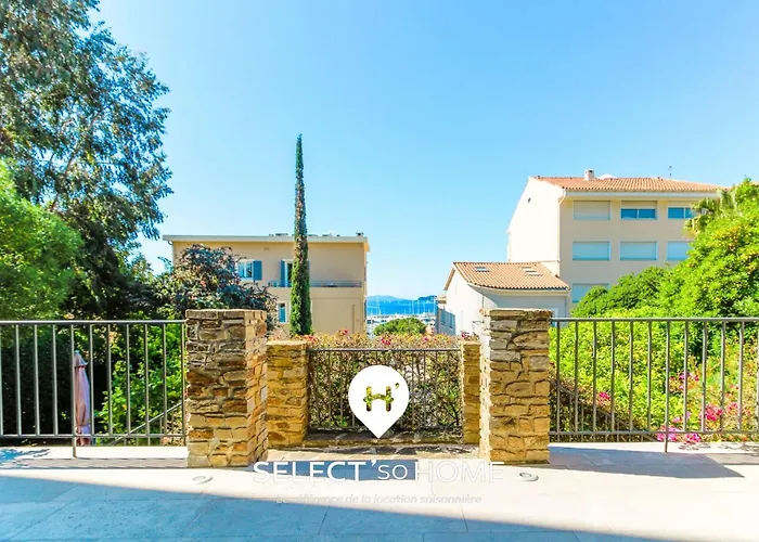 SELECT'soHOME - Villa pour 8 personnes avec jacuzzi, vue mer et parking au coeur du Lavandou ! - VILLA MOUN PANTAI