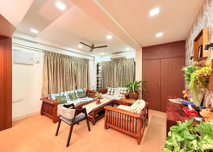 Hilltop Hideaway Party Friendly 4Bhk Pool Villa By Spacez