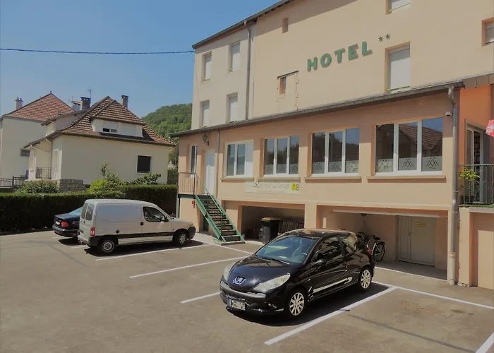 Hotel De La Vallee