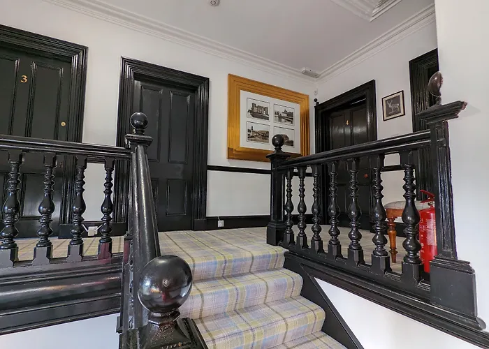 Cambeth Lodge Guesthouse