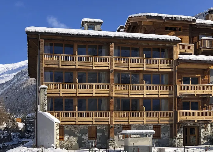 Hôtel Ski Lodge - Chambres&Appartements - Village Montana