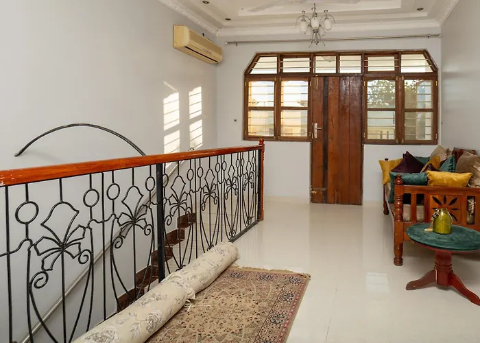 Rajaby Villas