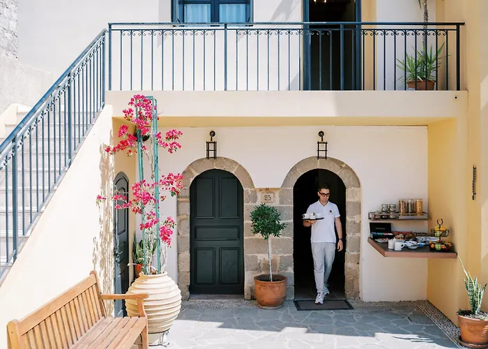 Zacosta Villa - A Heritage Hotel