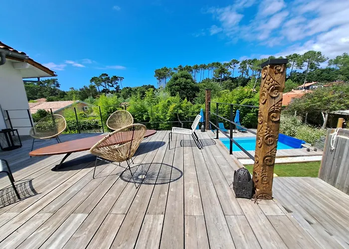 Villa Hossegor - 4 étoiles, 6 chambres - 5 salles de bains - piscine chauffée 5 mn des plages