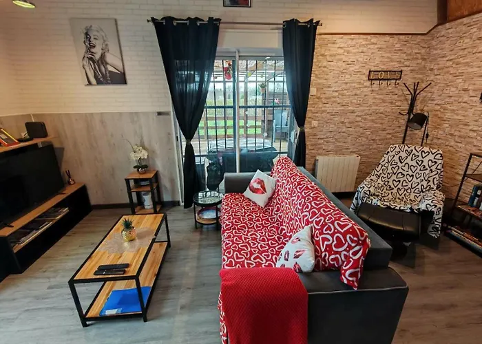 Le Cosy Occitan villa chaleureuse indépendante baignoire terrasse jardin