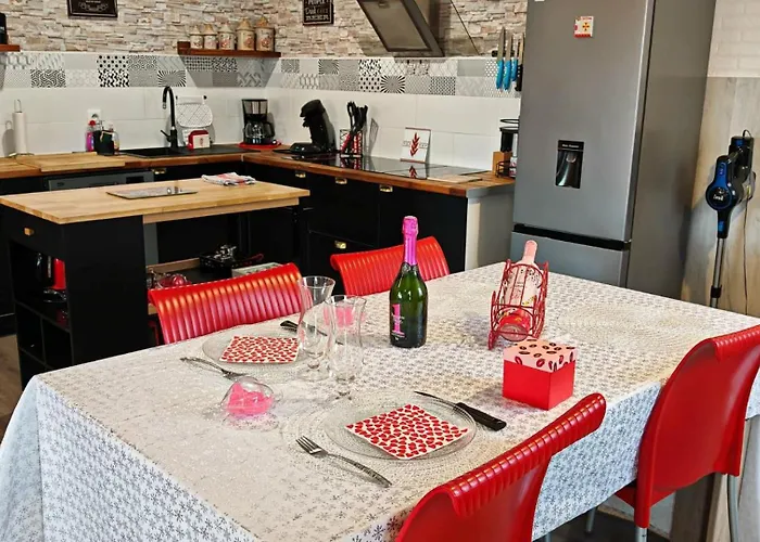 Le Cosy Occitan villa chaleureuse indépendante baignoire terrasse jardin