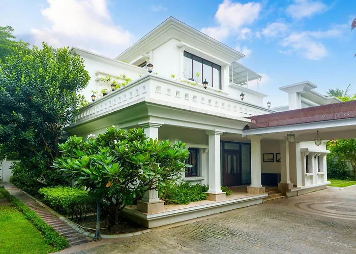 Ama Stays & Trails - Hermitage Villa, Kolkata