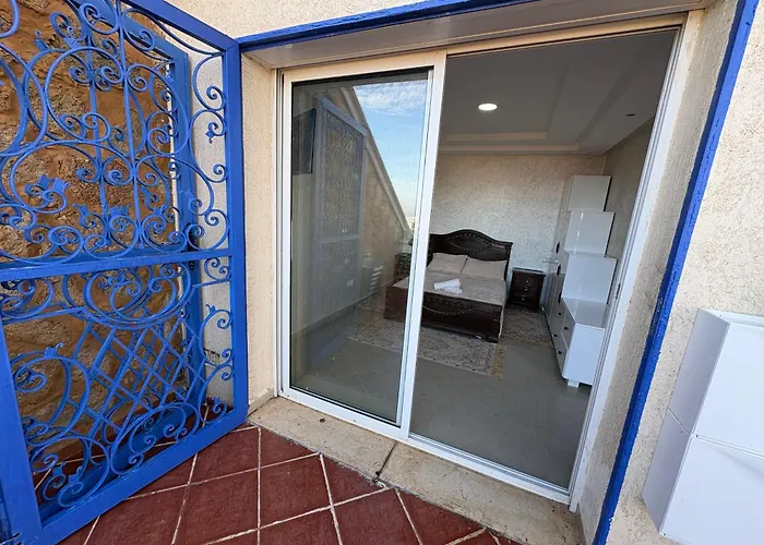 VILLA Dar BOUAZZA, Vue sur mer, 200m de la plage