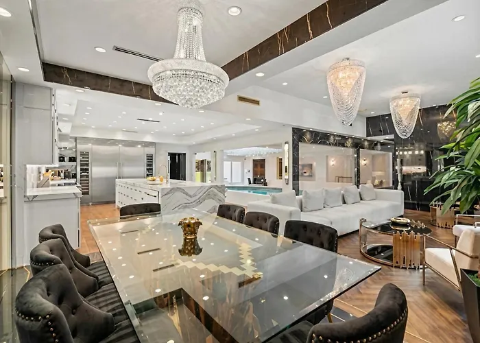 Luxury Villa Heated Indoor Pool