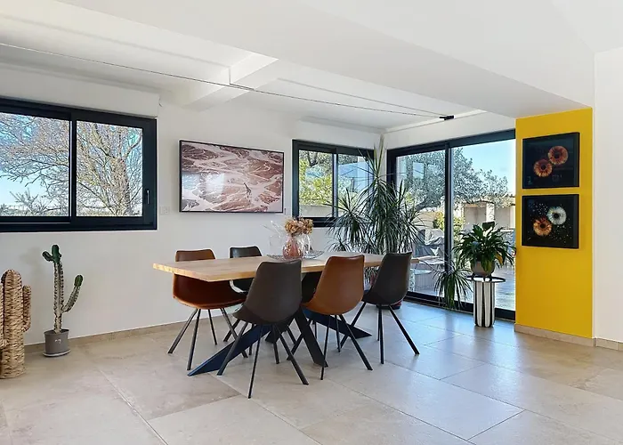 Superbe villa moderne avec vue sur la Sainte Victoire